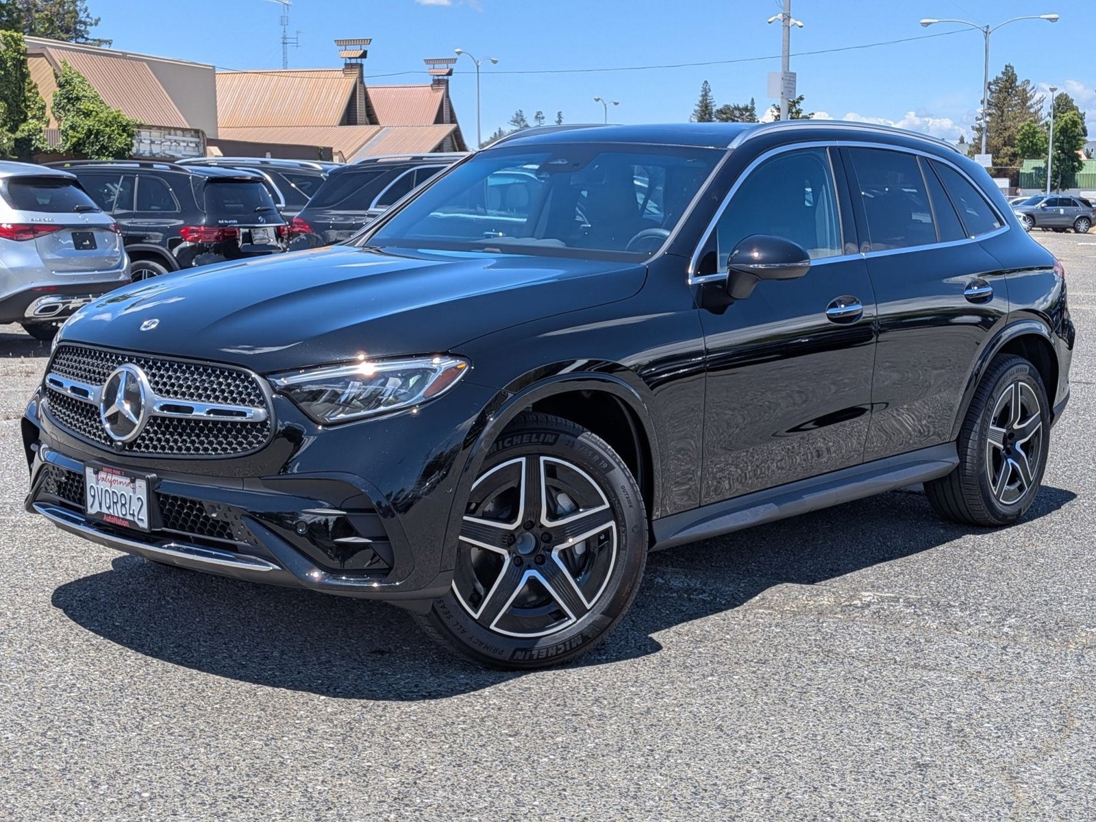 2026 Mercedes-Benz GLC GLC 300's photo
