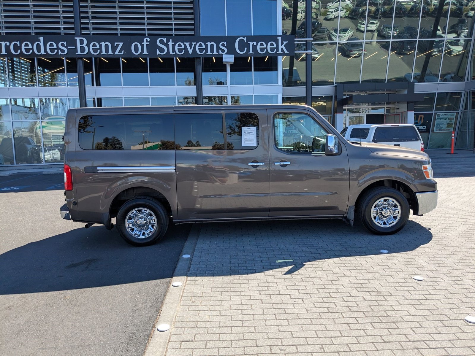 2015 Nissan NV3500 photo 4
