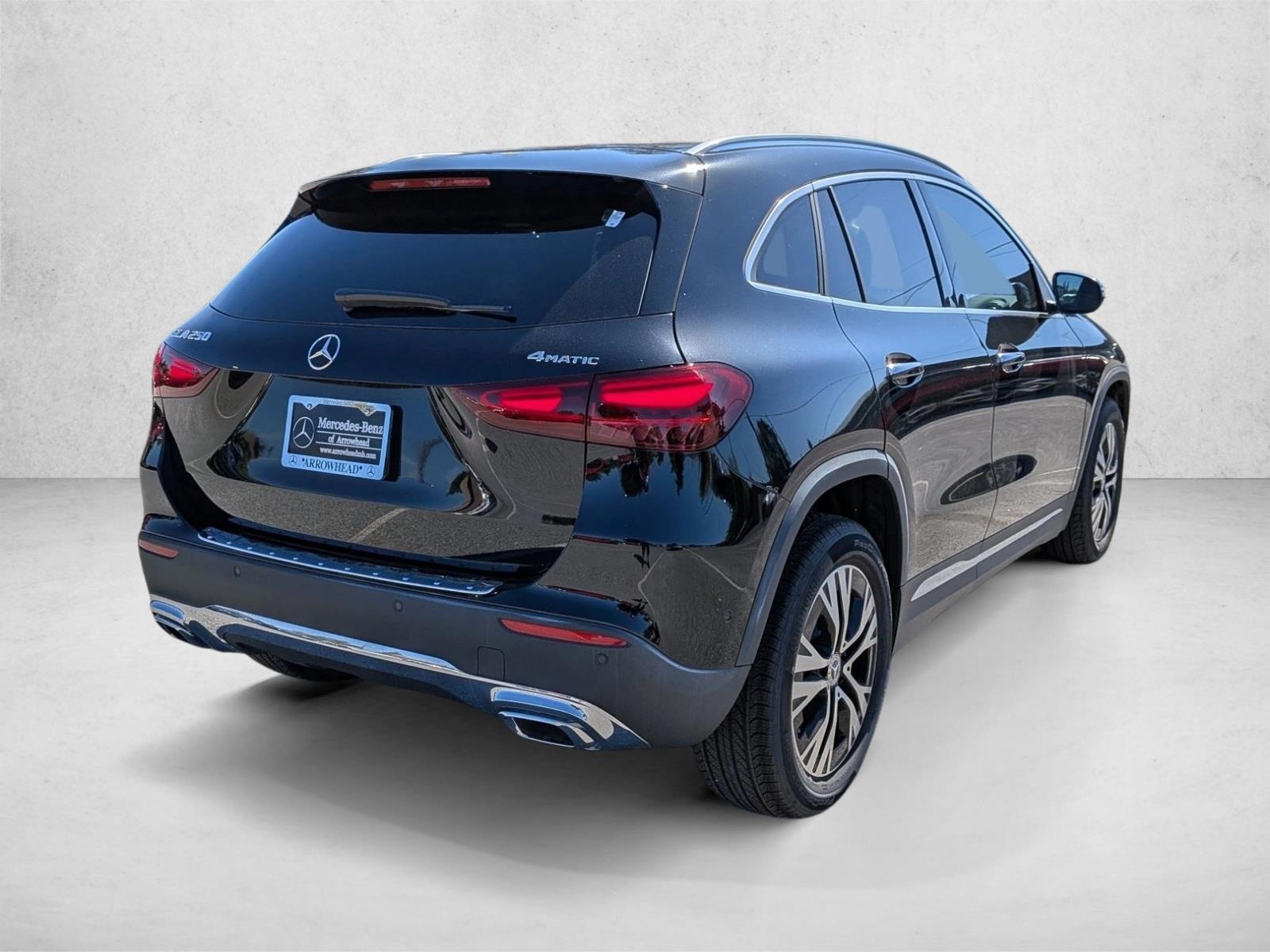2025 Mercedes Benz GLA 250 4MATIC photo 2