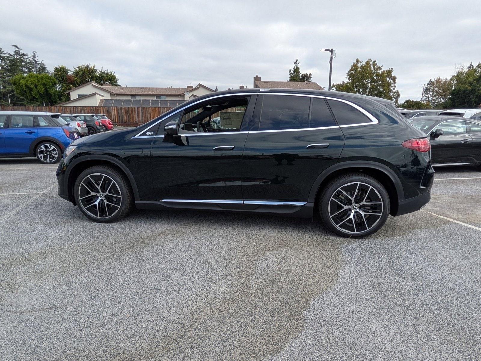 2026 Mercedes-Benz EQE EQE 320+ SUV photo 5