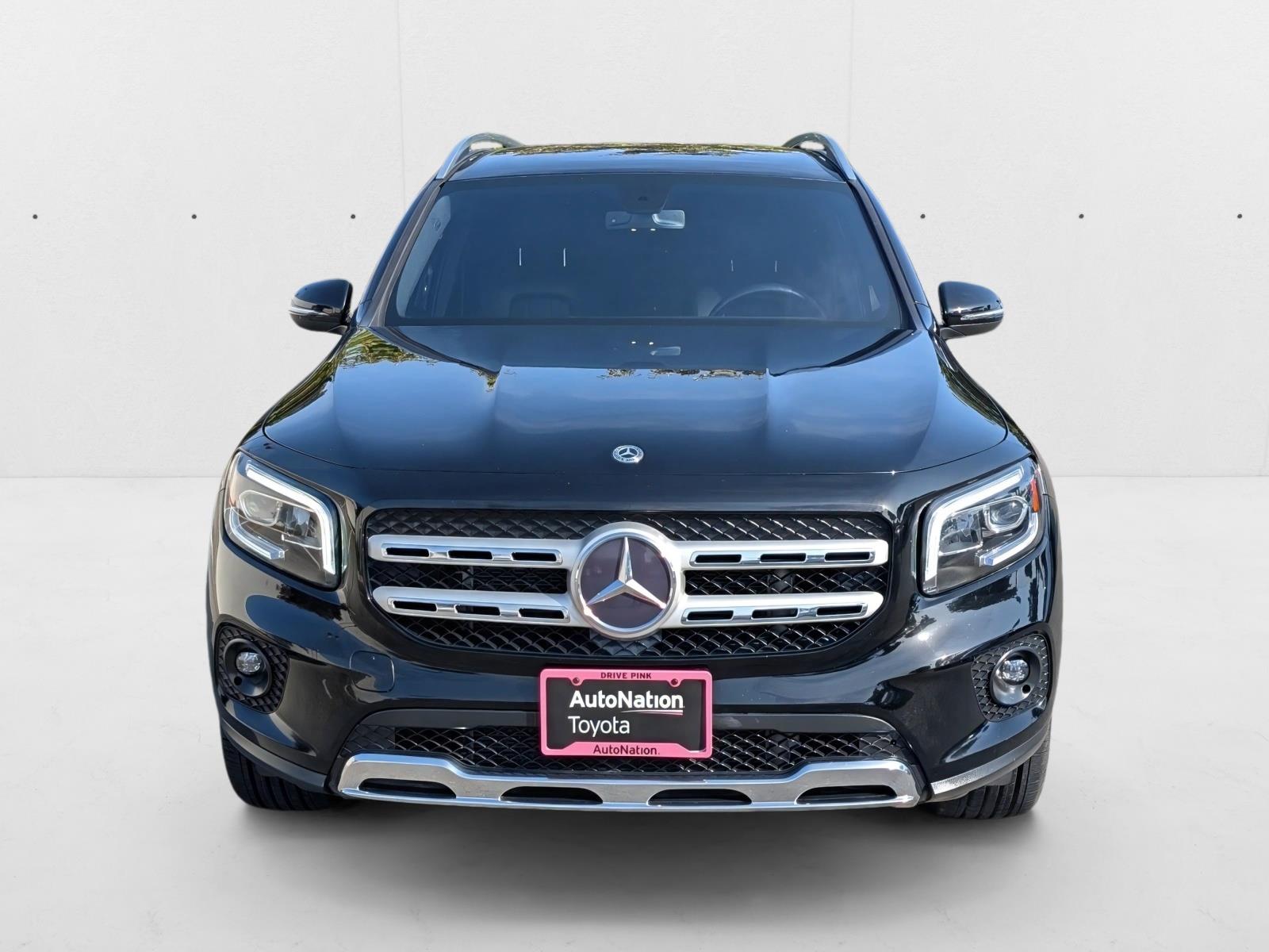 2020 Mercedes Benz GLB 250 4MATIC photo 2