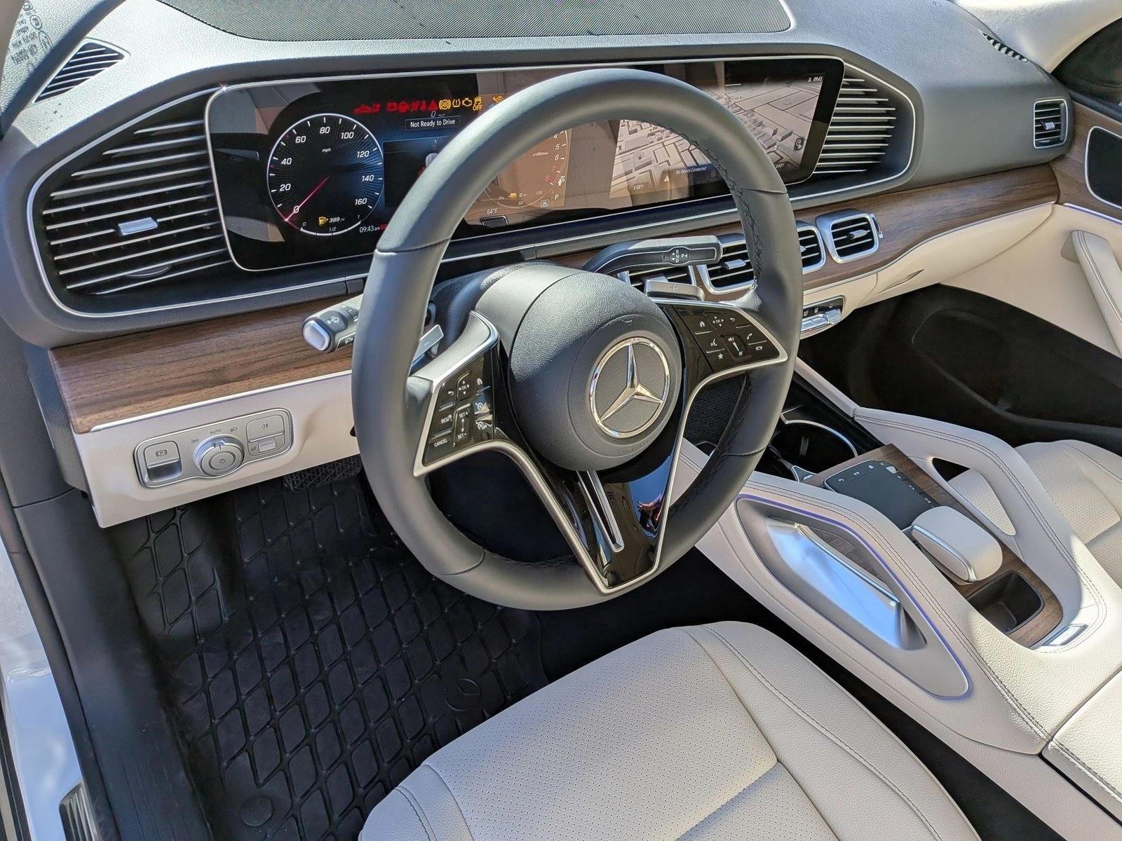 2026 Mercedes Benz GLE 450e 4MATIC photo 2