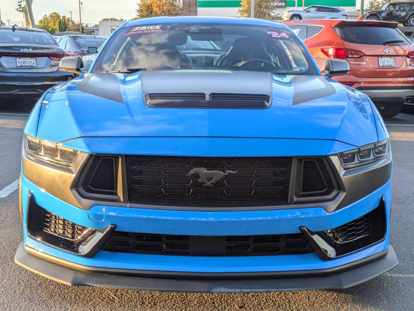 2024 Ford Mustang Dark Horse photo 2