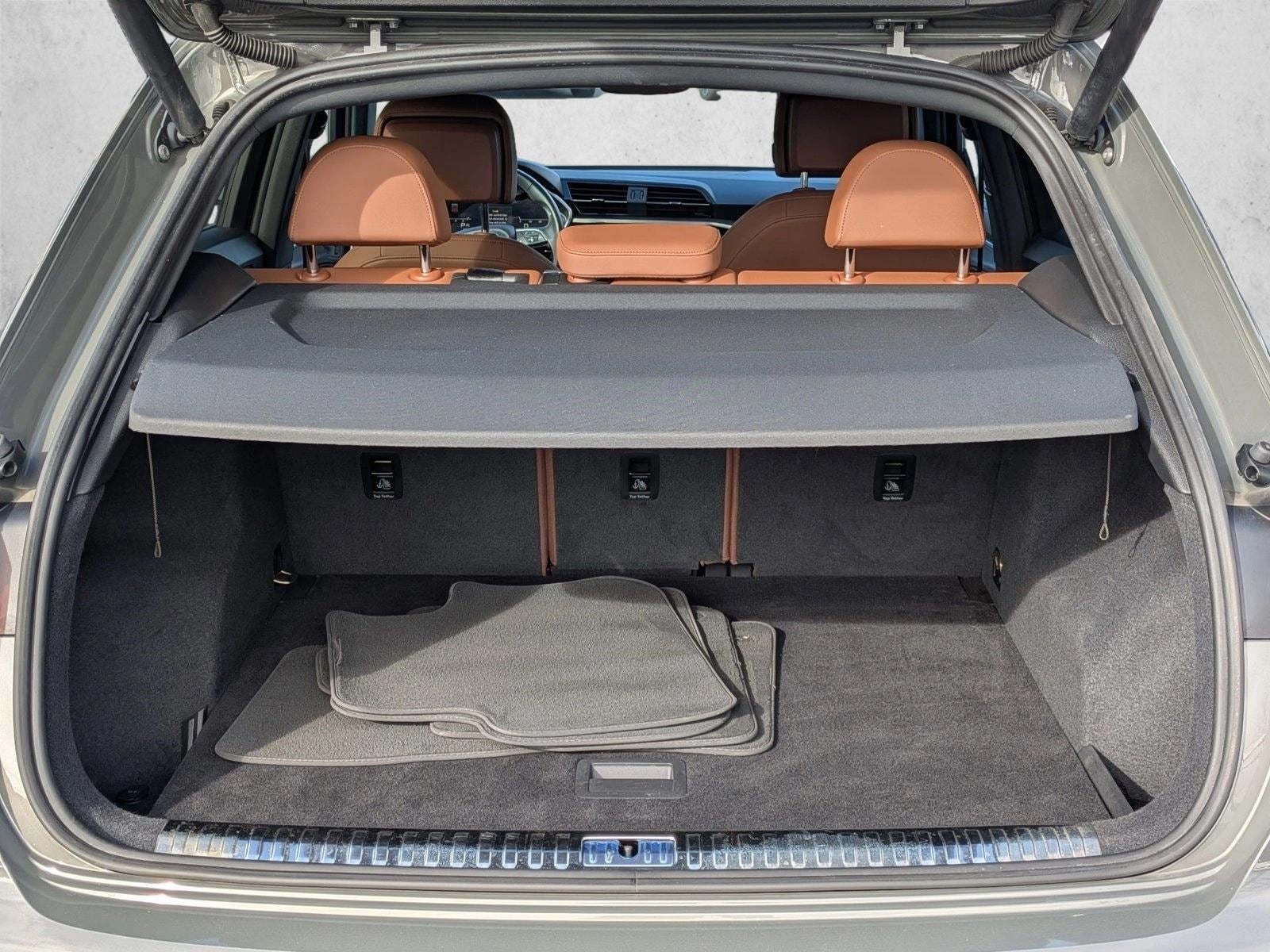 2020 Audi Q3 45 S line Premium photo 5