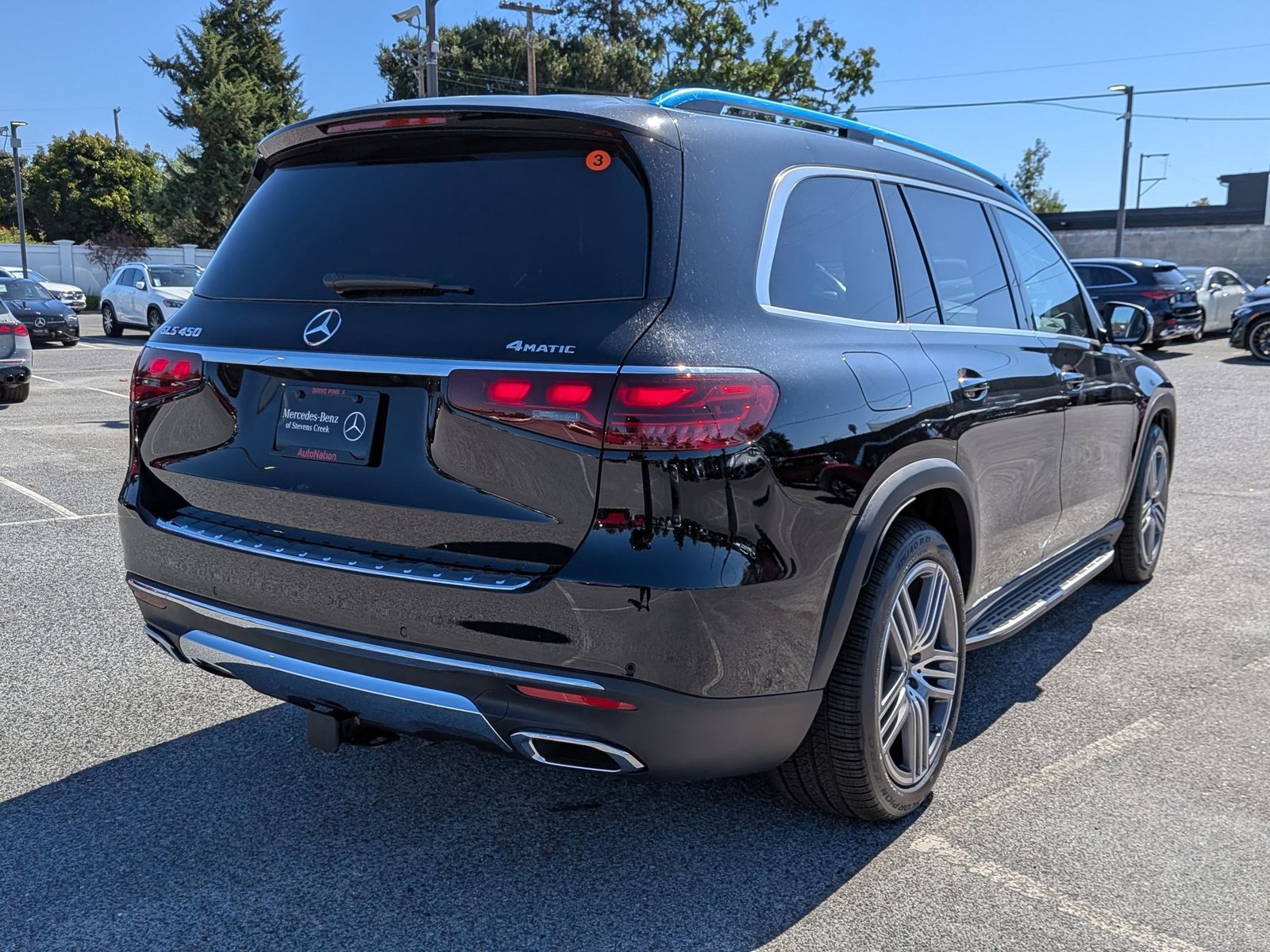 2026 Mercedes-Benz GLS 4MATIC photo 2