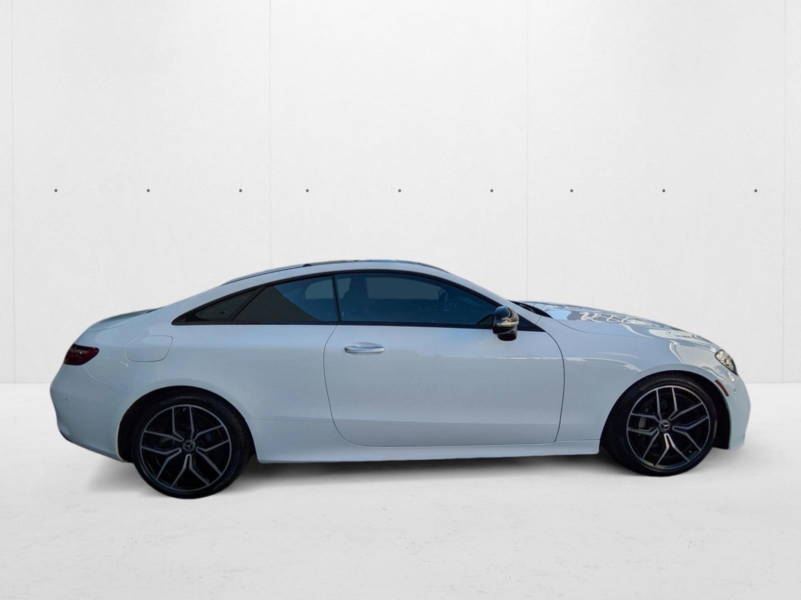 2022 Mercedes Benz E 450 Coupe photo 4
