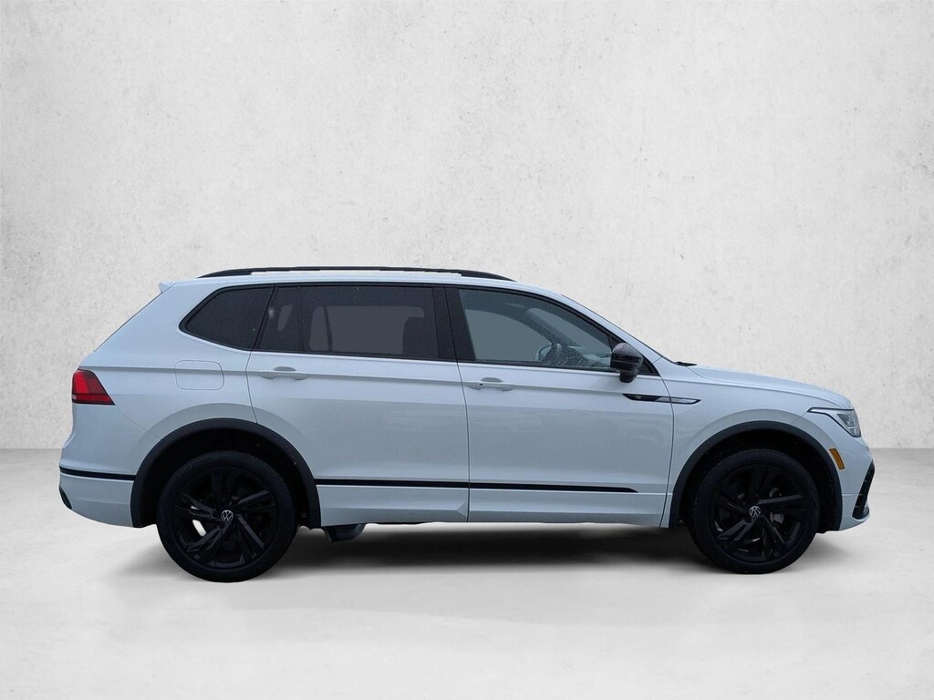 Used 2023 Volkswagen Tiguan 2.0T SE R-Line Black SUV