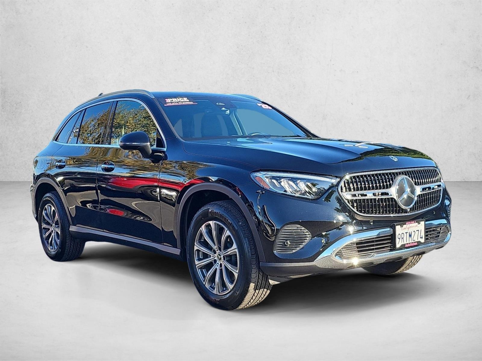 2025 Mercedes Benz GLC 300 photo 3