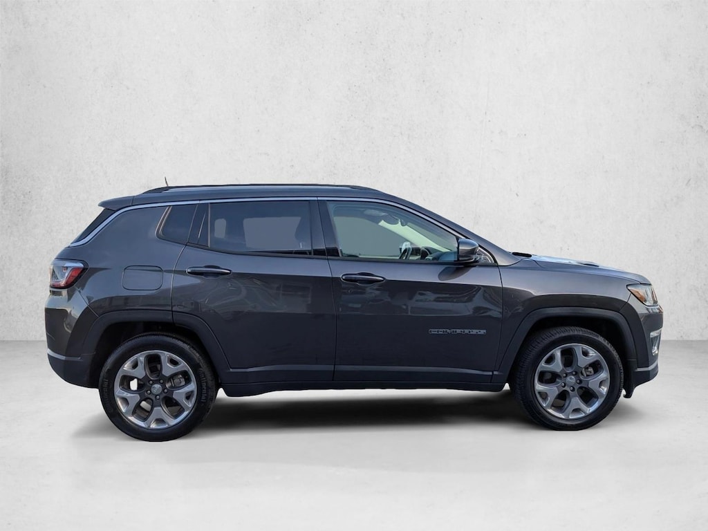 Used 2018 Jeep Compass Limited FWD SUV