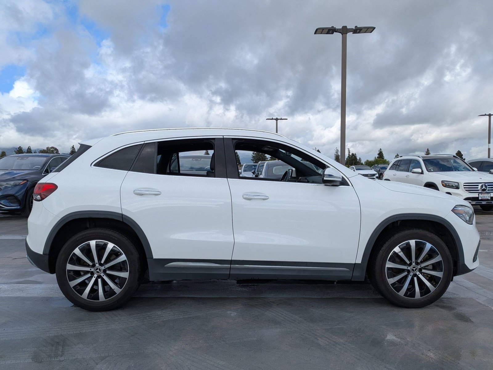 2023 Mercedes-Benz GLA photo 4