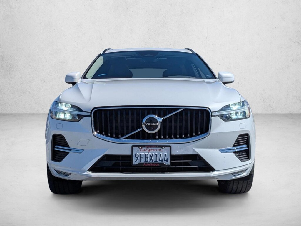 Used 2022 Volvo XC60 B5 AWD Momentum SUV
