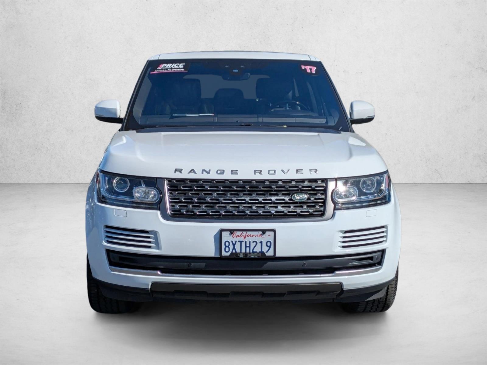 2017 Land Rover Range Rover SuperCharged HSE photo 2