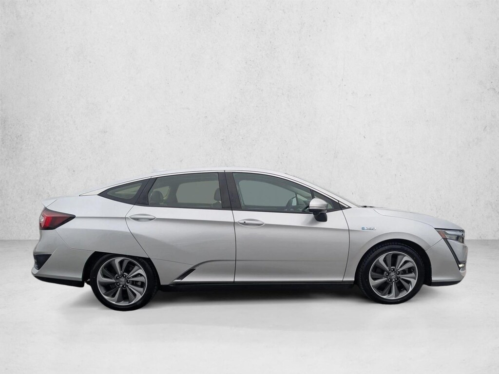 Used 2020 Honda Clarity Plug-In Hybrid  Sedan