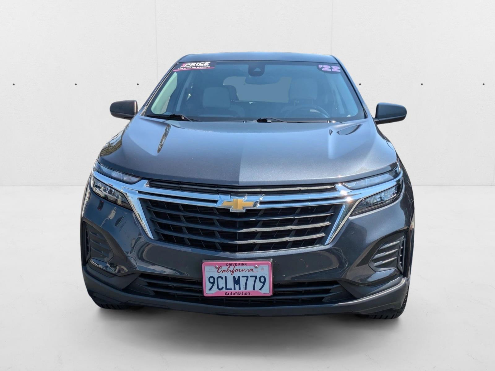 2022 Chevrolet Equinox LS photo 2