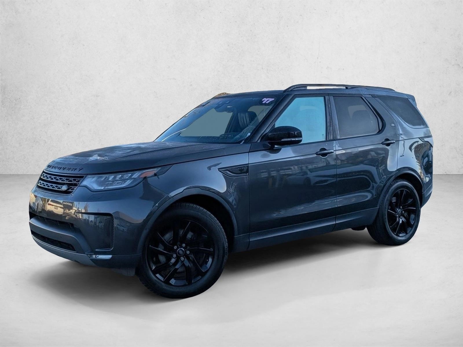2017 Land Rover Discovery HSE's photo