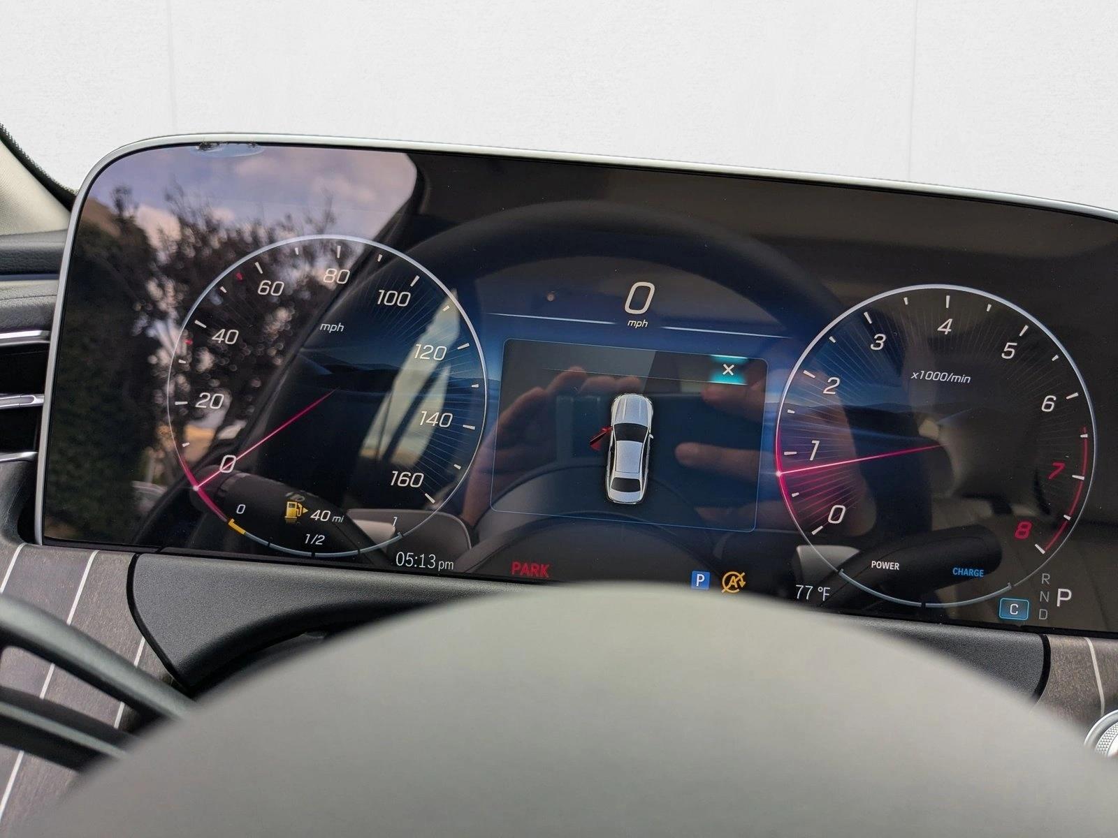 2025 Mercedes Benz E 350 4MATIC photo 4