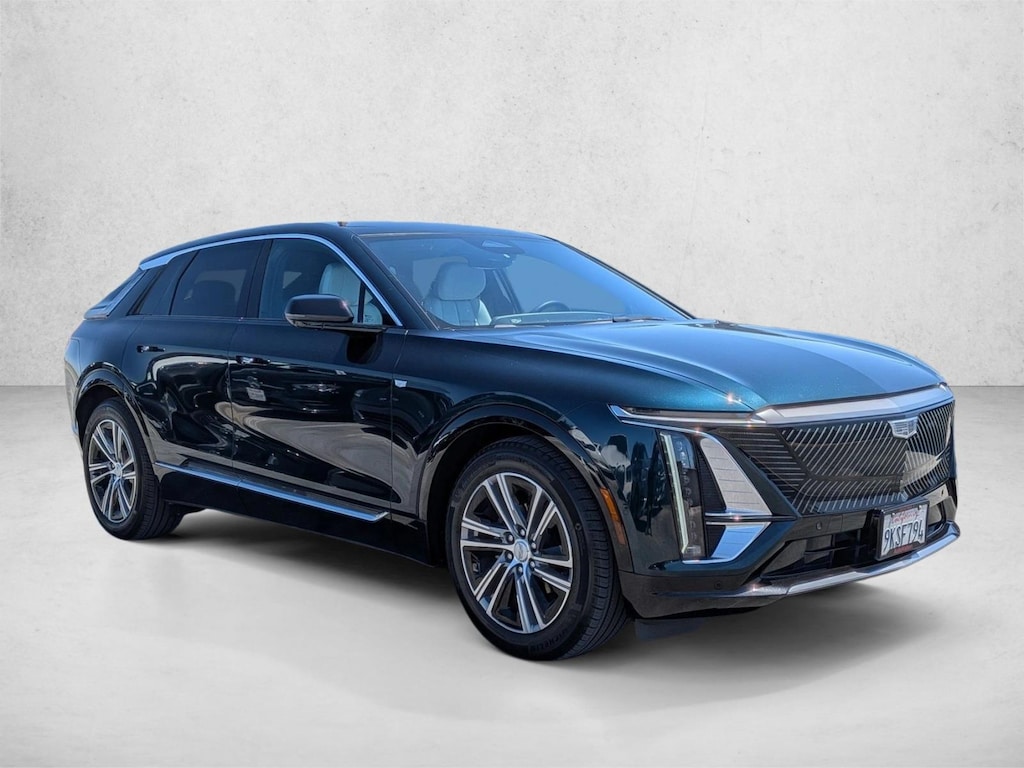 Used 2024 CADILLAC Lyriq Luxury SUV