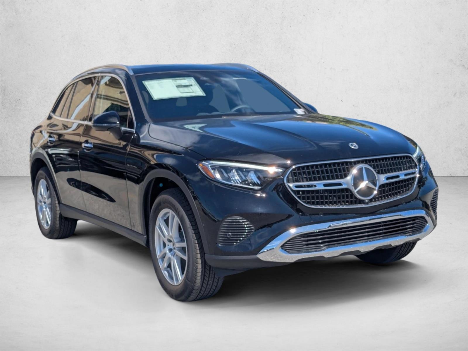 2025 Mercedes Benz GLC 300 4MATIC photo 2