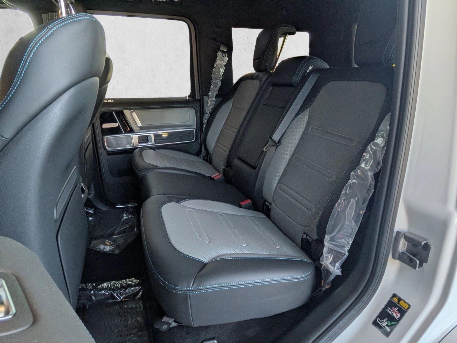 2025 Mercedes-Benz G-Class G580 - Photo 14