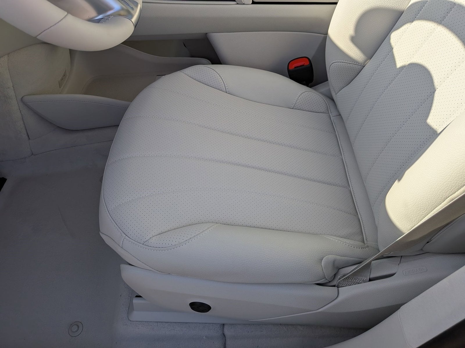 2026 Mercedes-Benz EQE EQE 320+ SUV photo 4