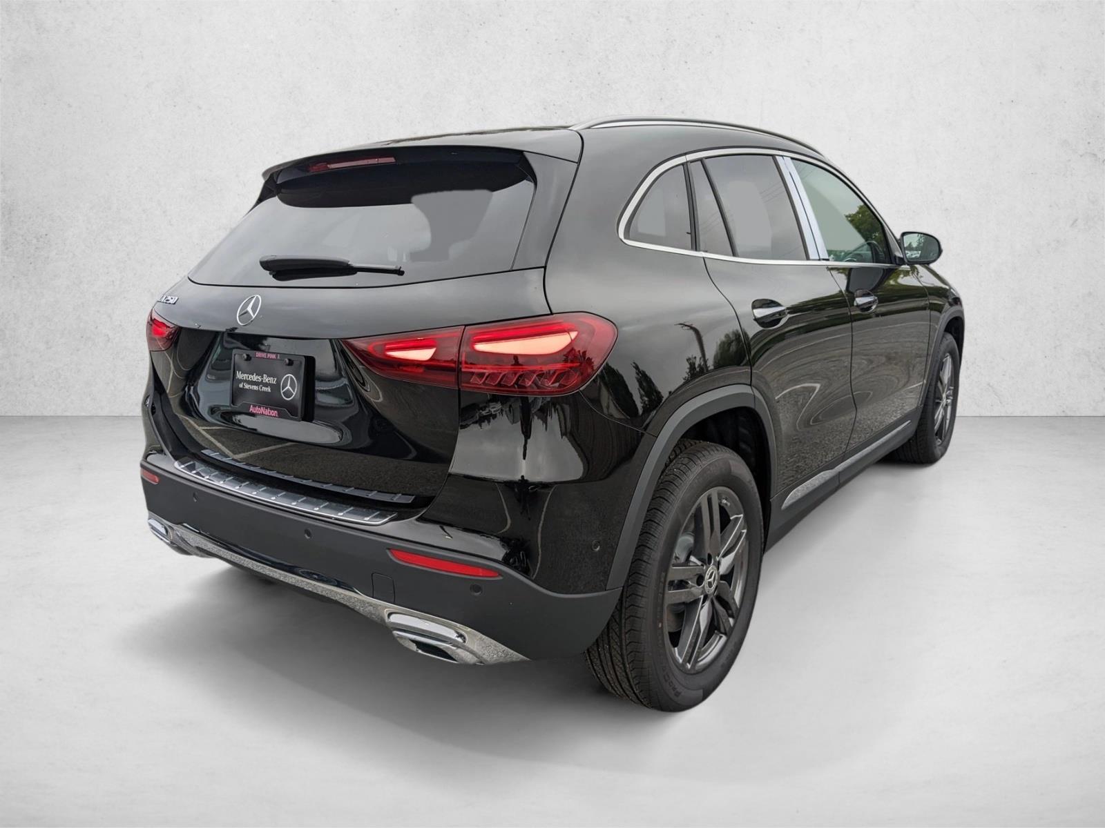 2025 Mercedes Benz GLA 250 photo 2