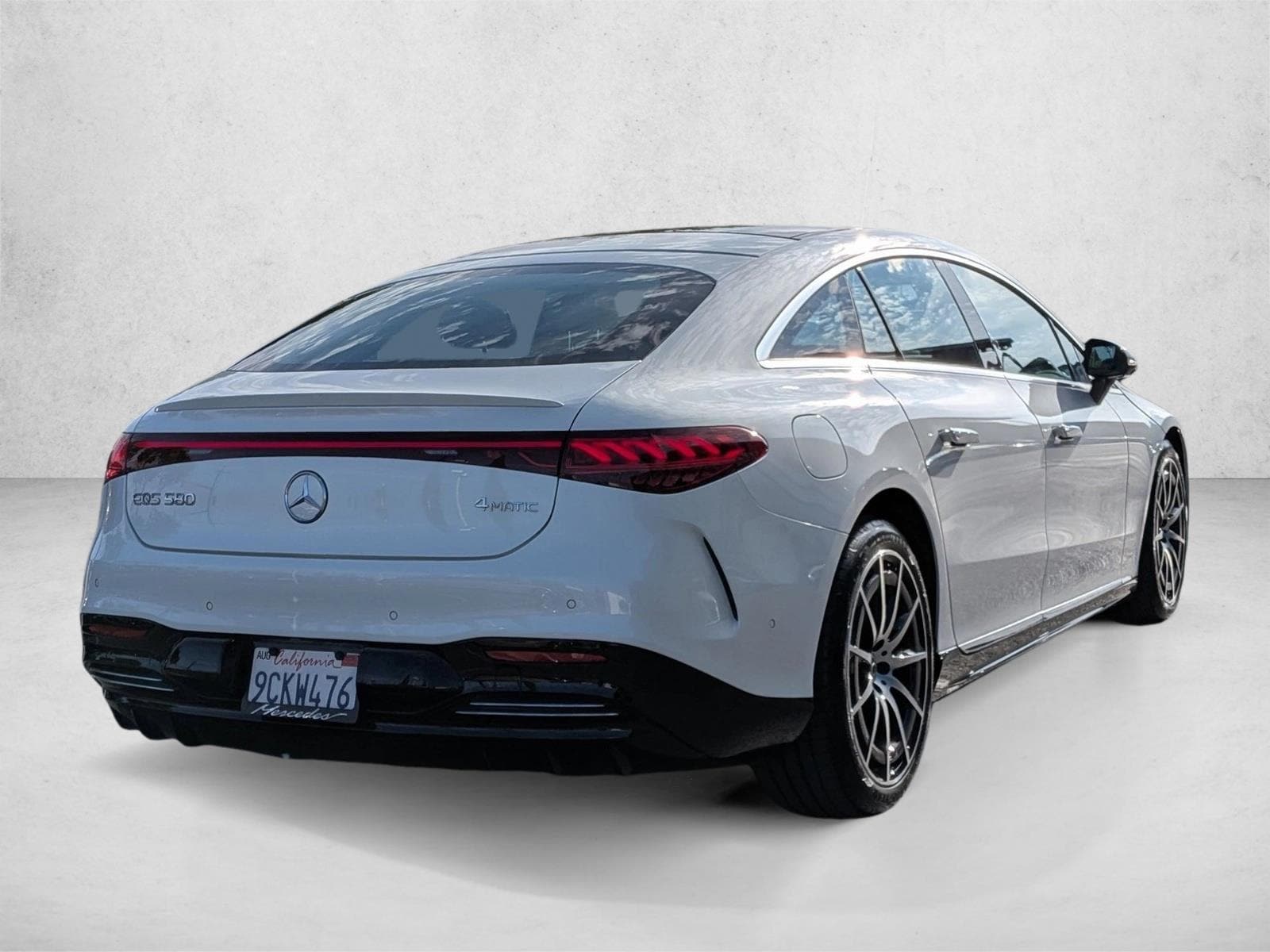 2022 Mercedes-Benz EQS 4MATIC photo 4