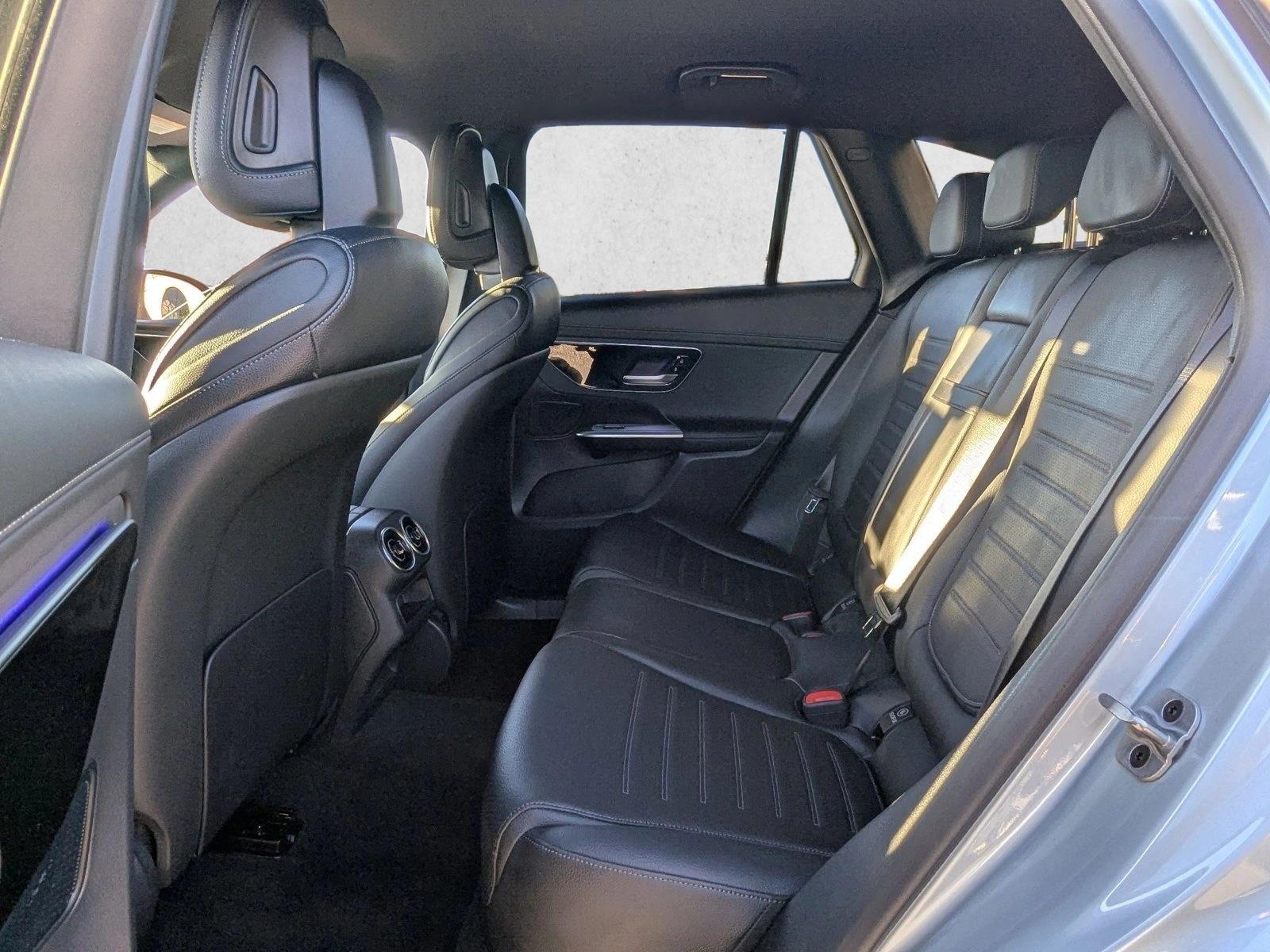 2025 Mercedes-Benz GLC Base - Photo 16