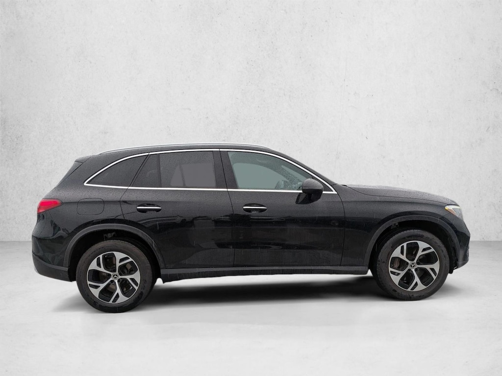 Used 2025 Mercedes-Benz GLC 4MATIC SUV