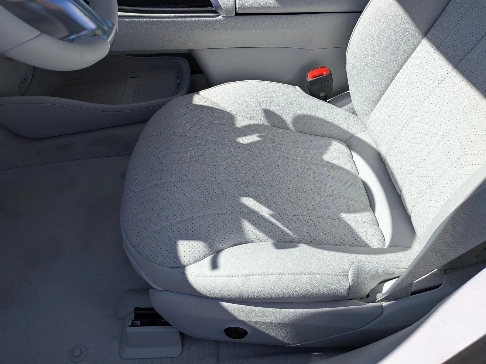 2026 Mercedes Benz EQE Sedan photo 4