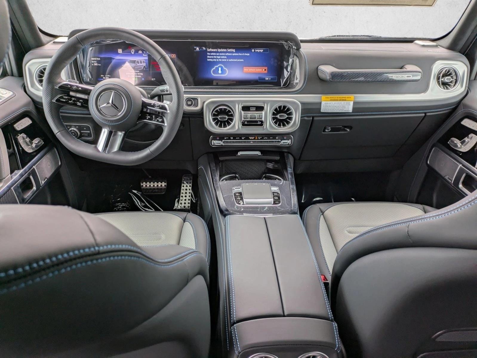 2025 Mercedes-Benz G-Class G580 - Photo 15