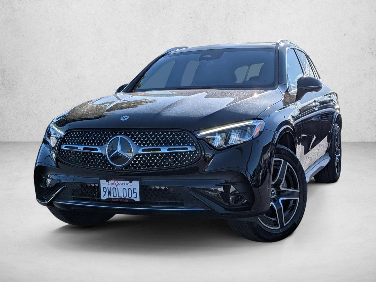 2026 Mercedes-Benz GLC GLC 300's photo