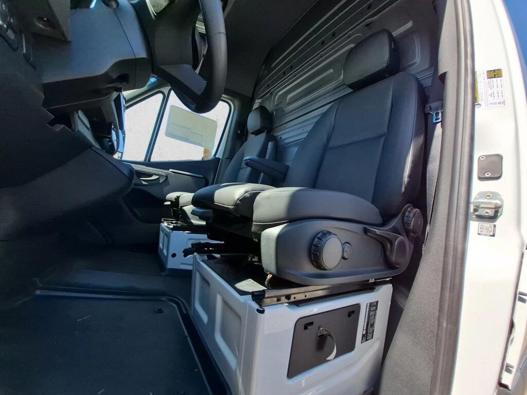 New 2026 Mercedes-Benz Sprinter 2500 2500 High Roof I4 Diesel HO 170" RWD Van Cargo Van