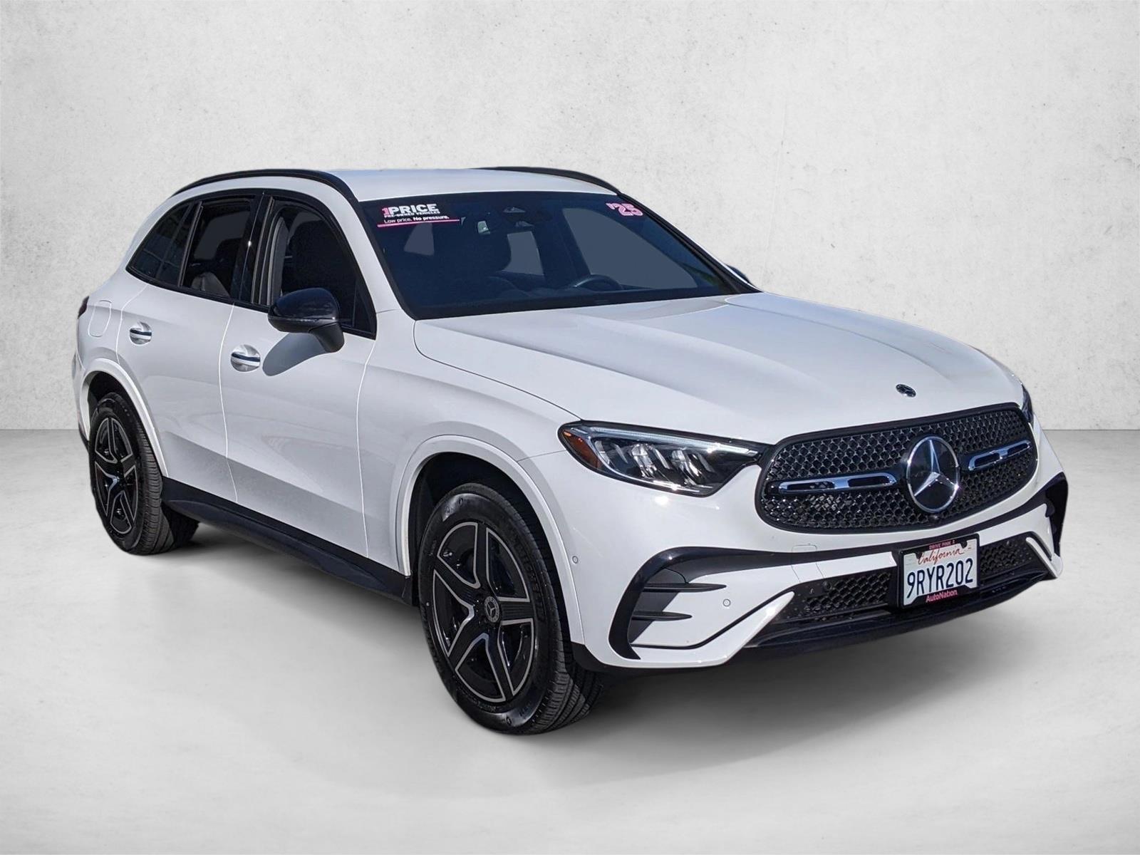 2025 Mercedes Benz GLC 300 4MATIC photo 2