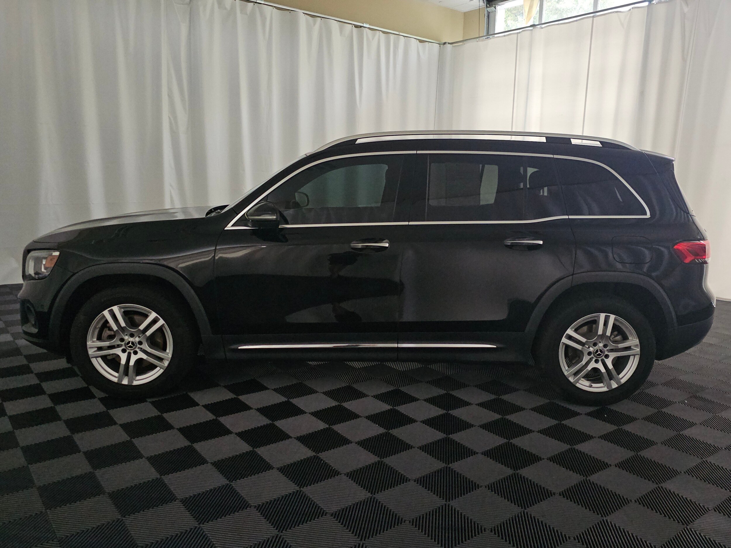 Used 2020 Mercedes-Benz GLB Base with VIN WDC4M4HB9LW012095 for sale in Fife, WA