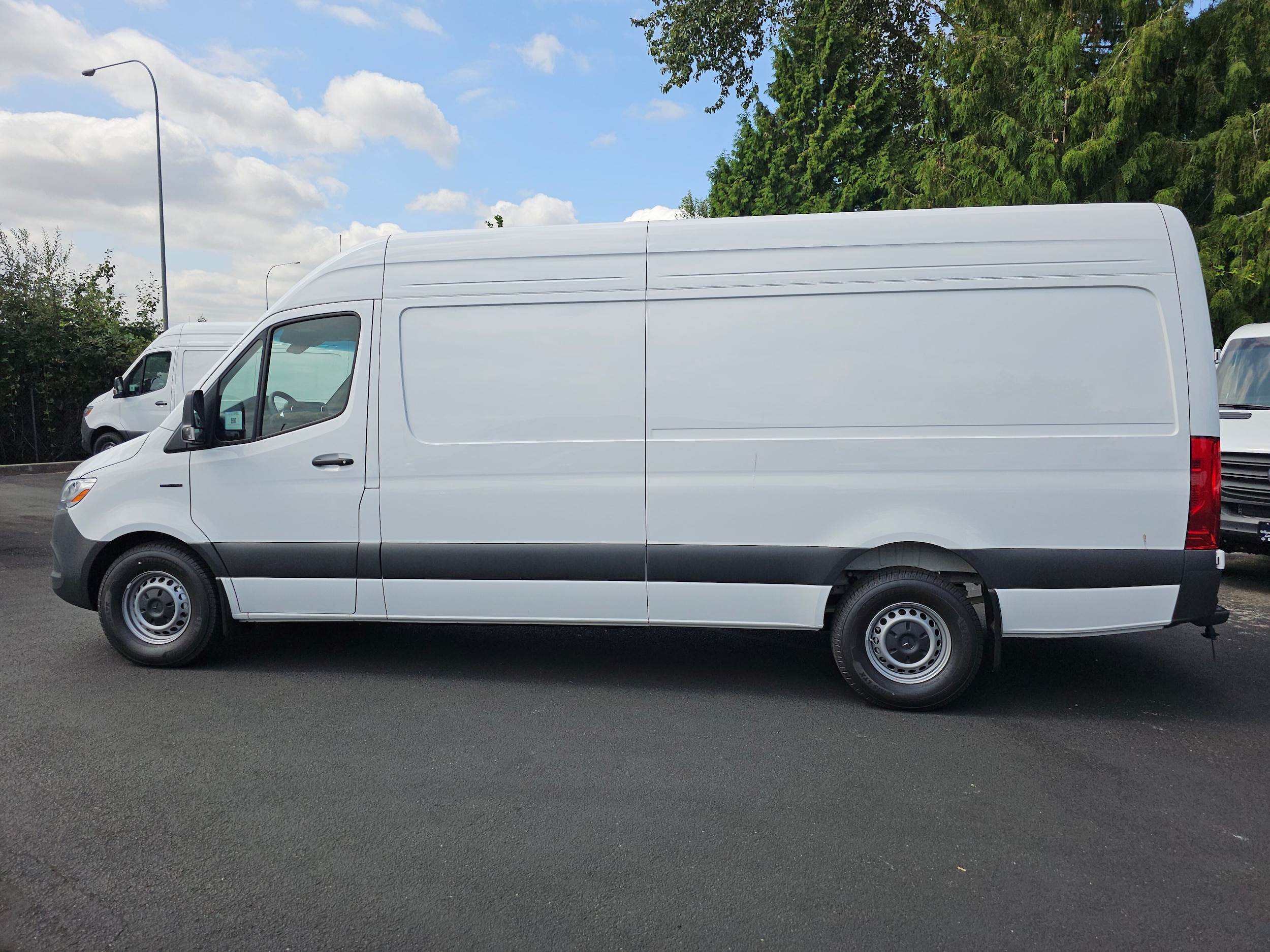 Used 2024 Mercedes-Benz Sprinter Cargo Van Base with VIN W1Y4UCHY5RT187342 for sale in Fife, WA