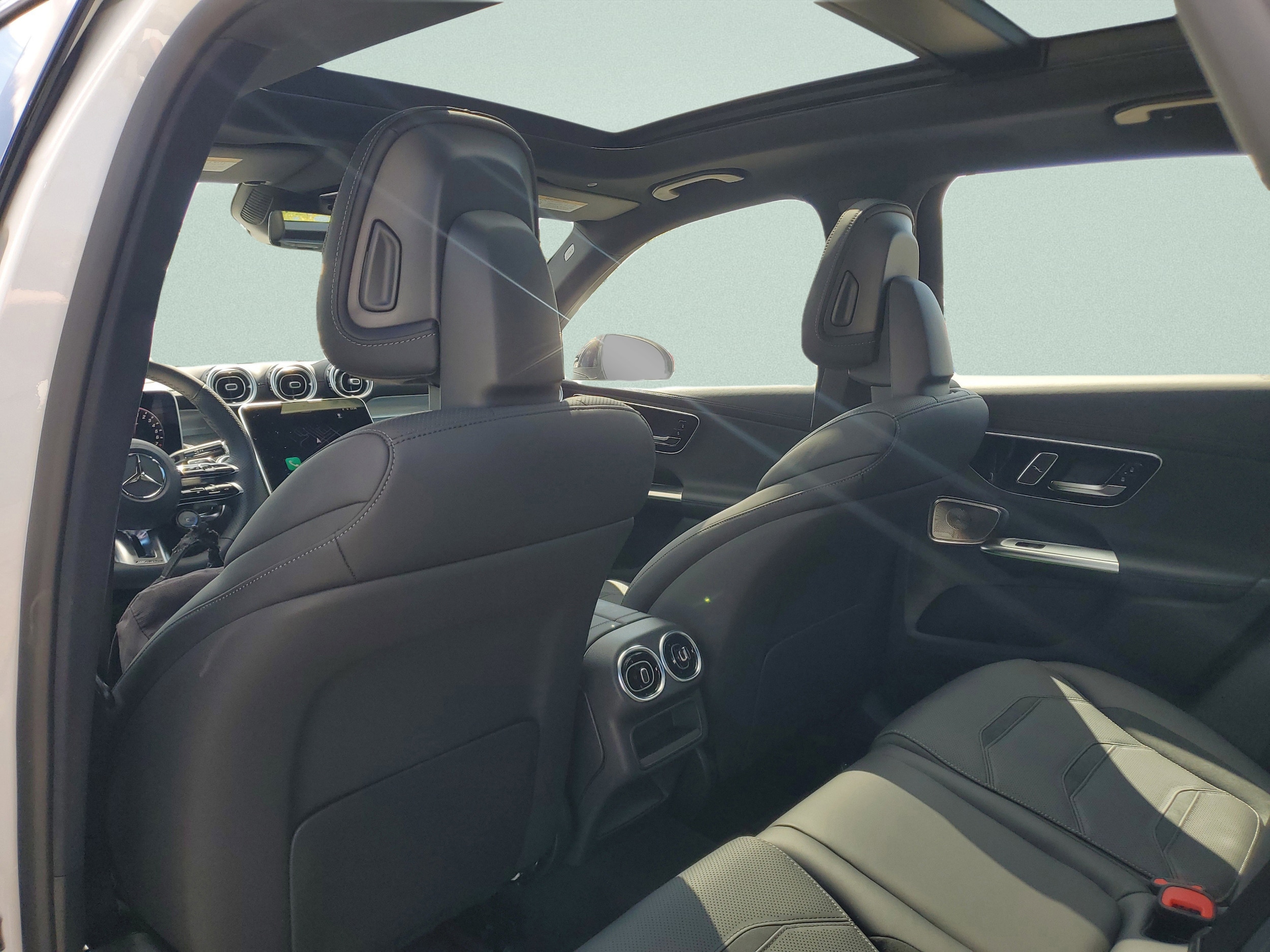 2026 Mercedes-Benz GLC AMG GLC63 S - Photo 11