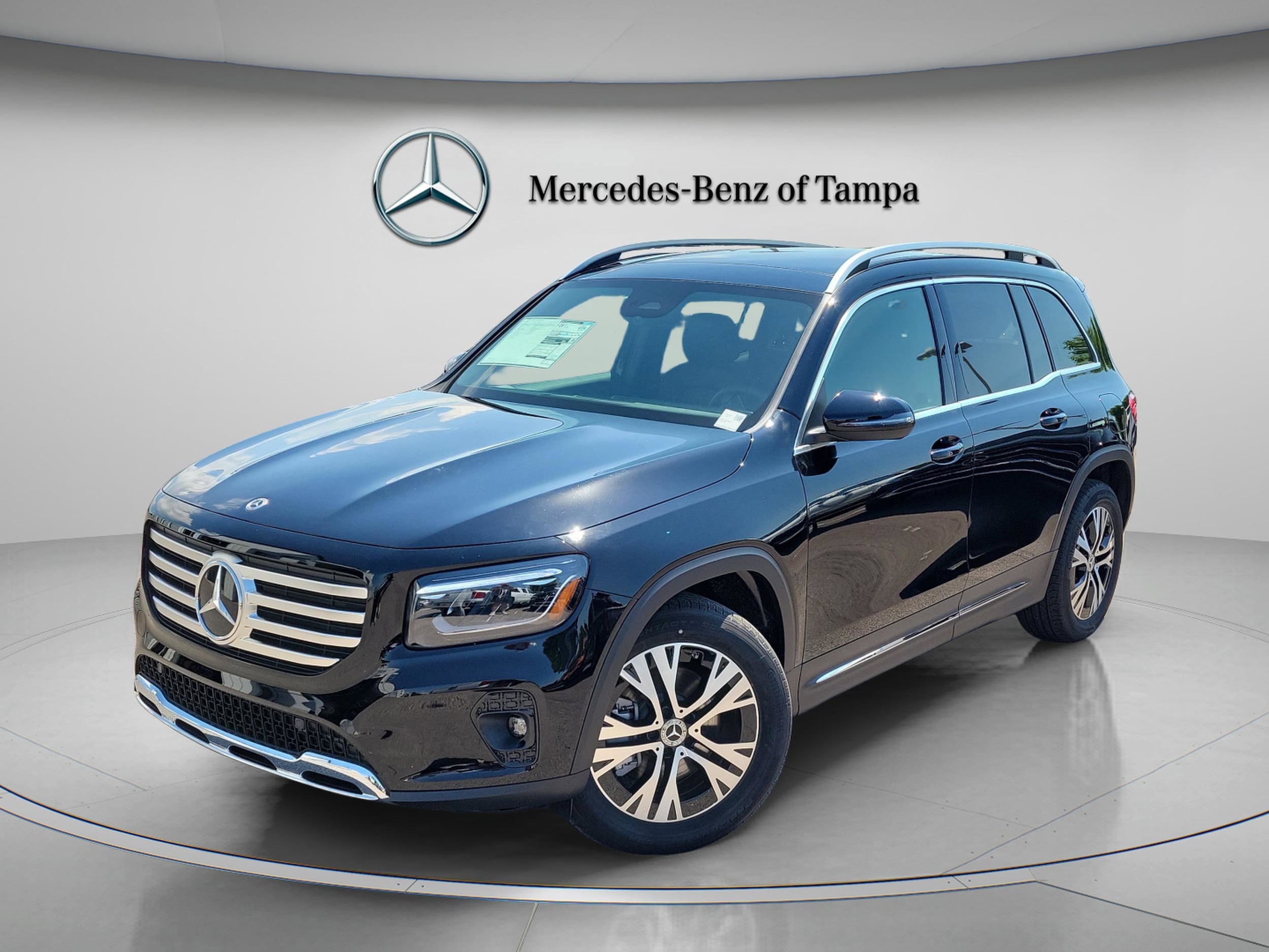 2026 Mercedes-Benz GLB GLB 250's photo