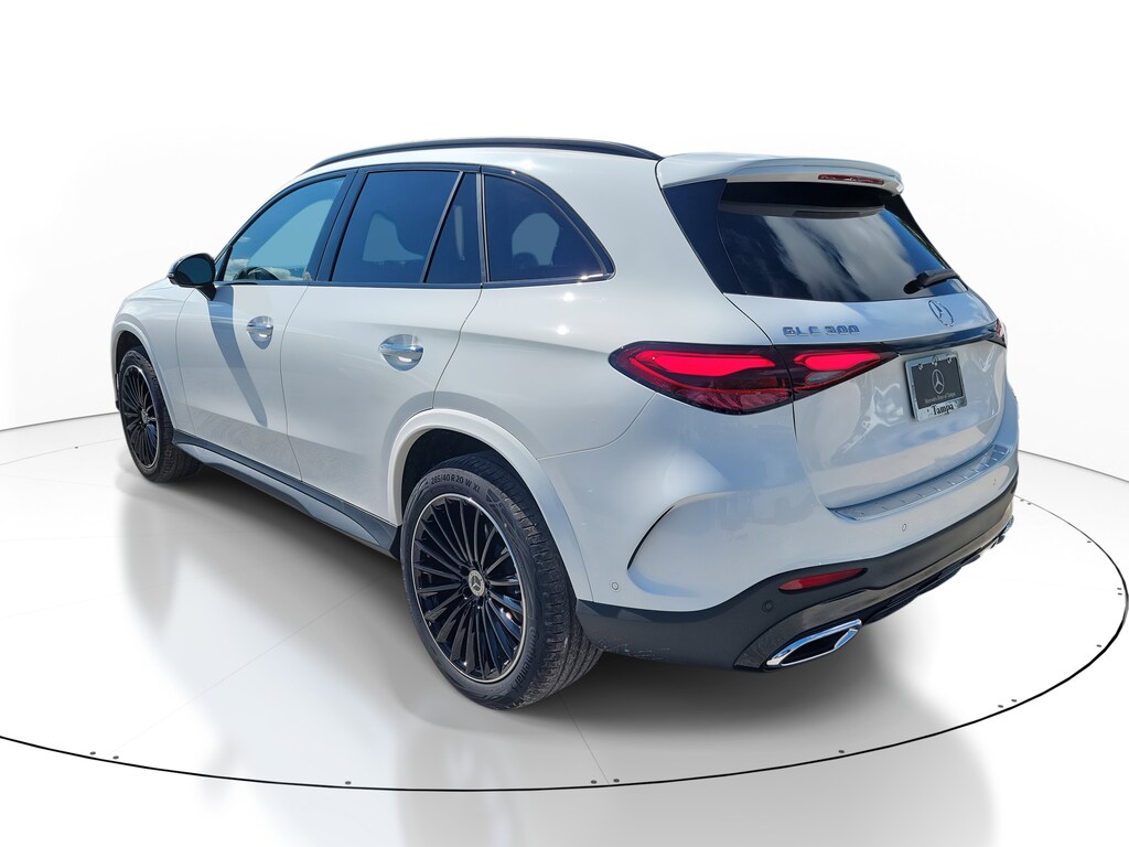 New 2026 Mercedes-Benz GLC 300  SUV