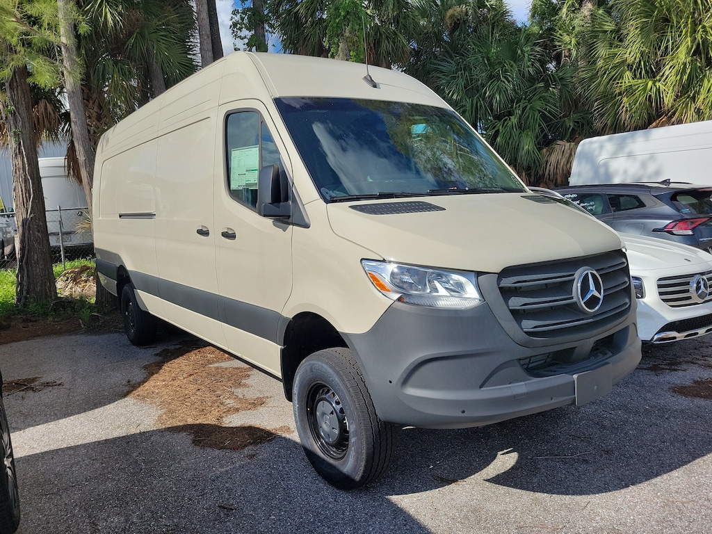 New 2025 Mercedes-Benz Sprinter 2500 High Roof 4-Cyl Diesel HO Van Extended Cargo Van