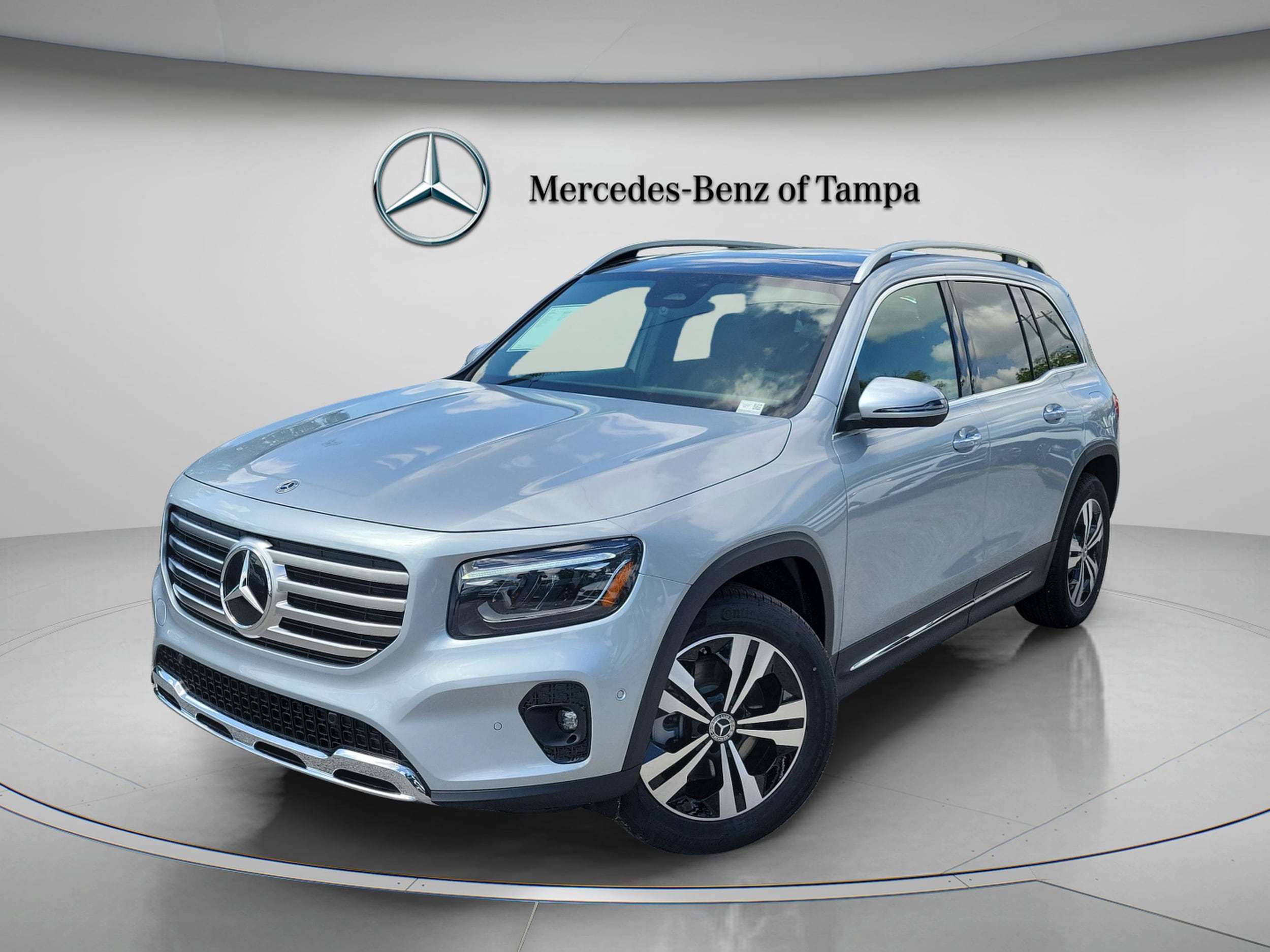 2026 Mercedes-Benz GLB GLB 250's photo