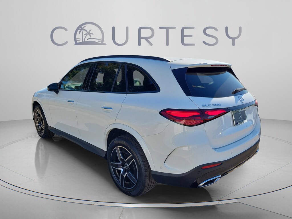 New 2026 Mercedes-Benz GLC 300 SUV