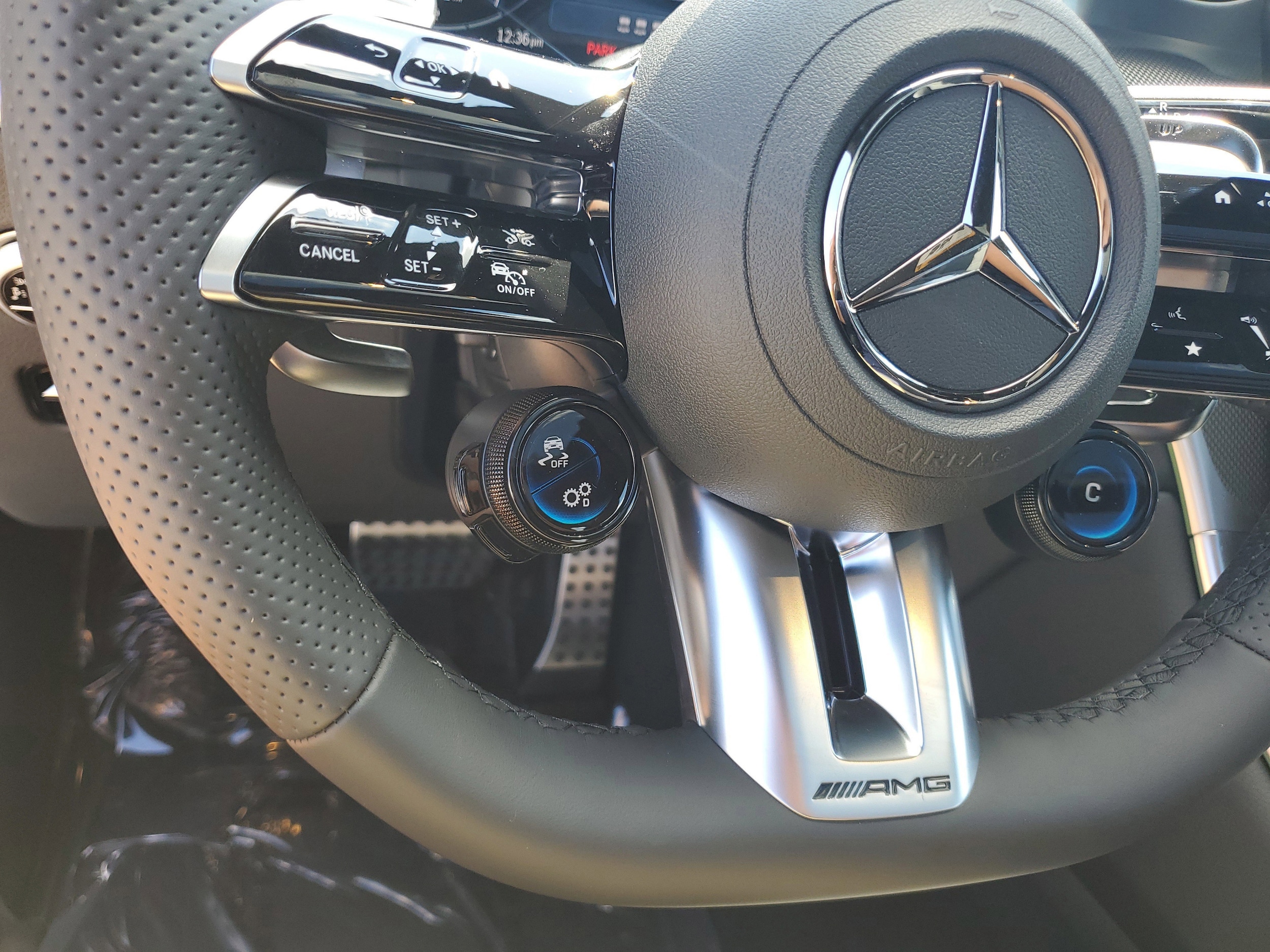 2026 Mercedes-Benz GLC AMG GLC63 S - Photo 32