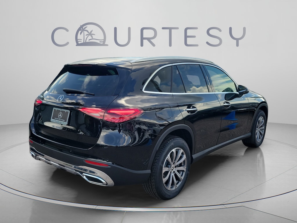 New 2026 Mercedes-Benz GLC 300 SUV
