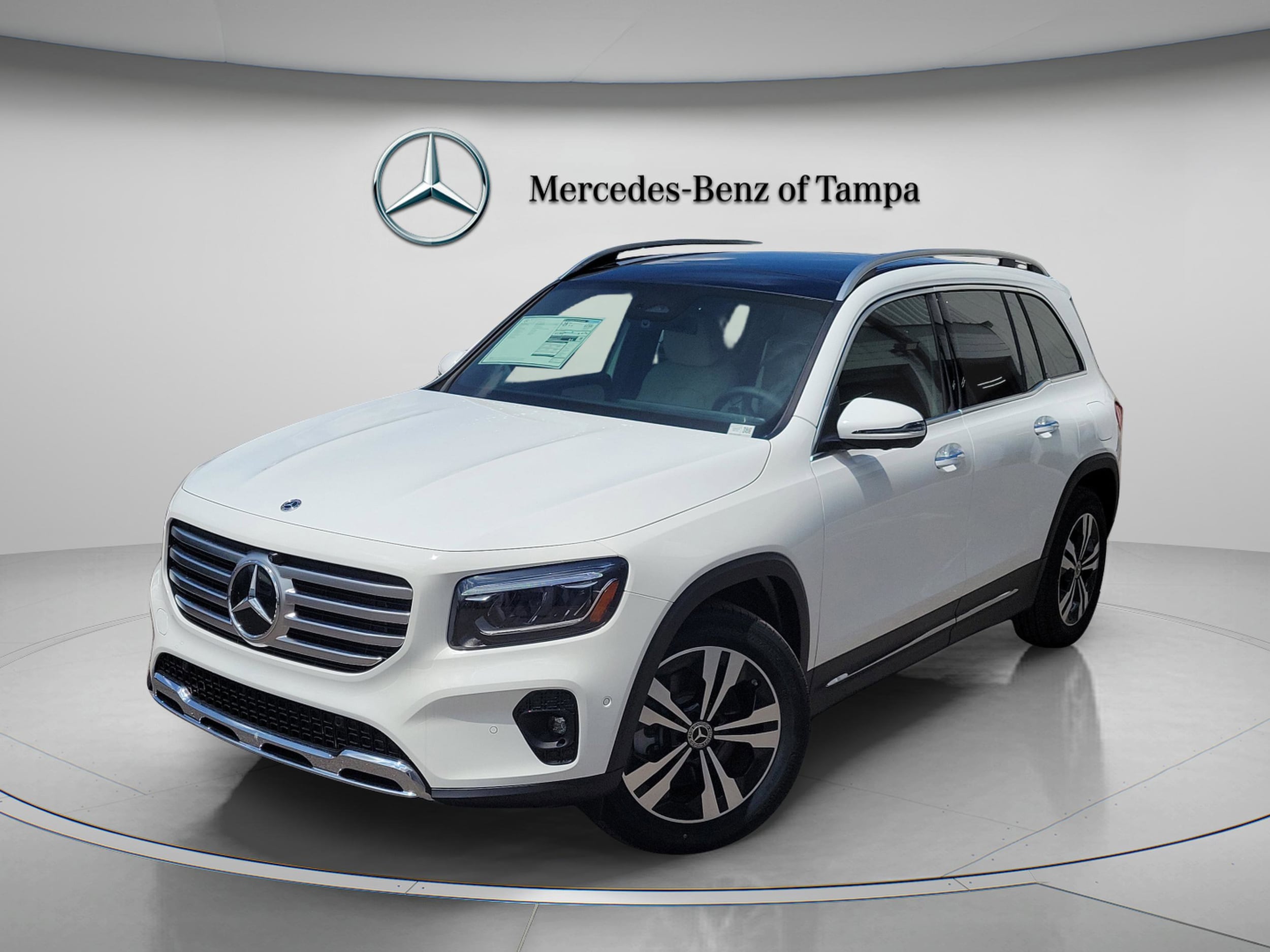 2026 Mercedes-Benz GLB GLB 250's photo