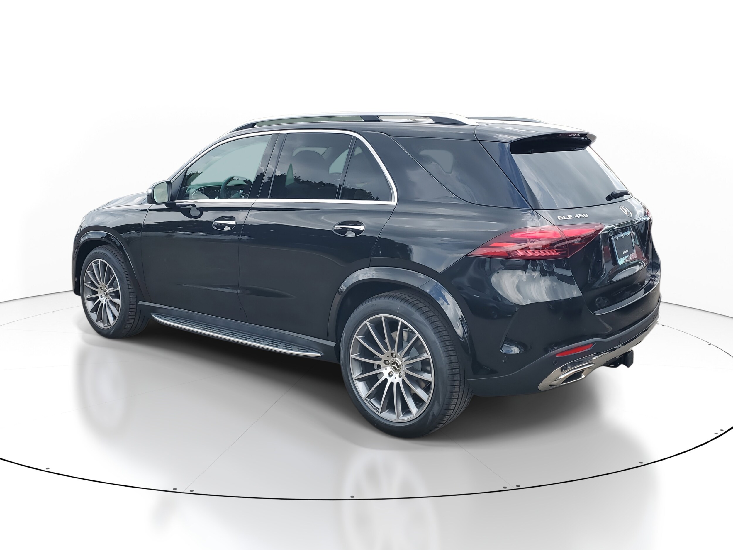 2026 Mercedes Benz GLE 450 4MATIC photo 3