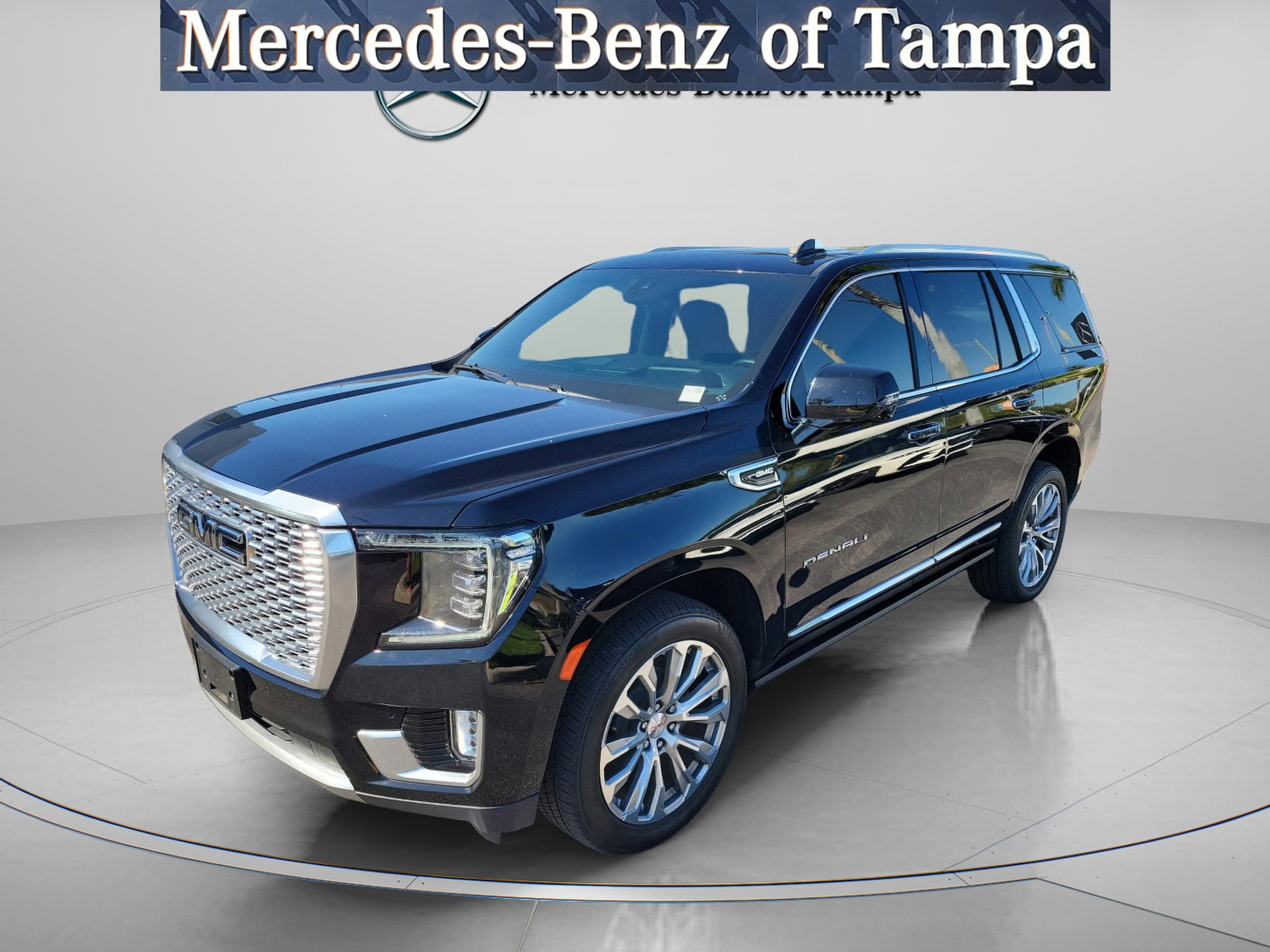 2021 GMC Yukon Denali's photo