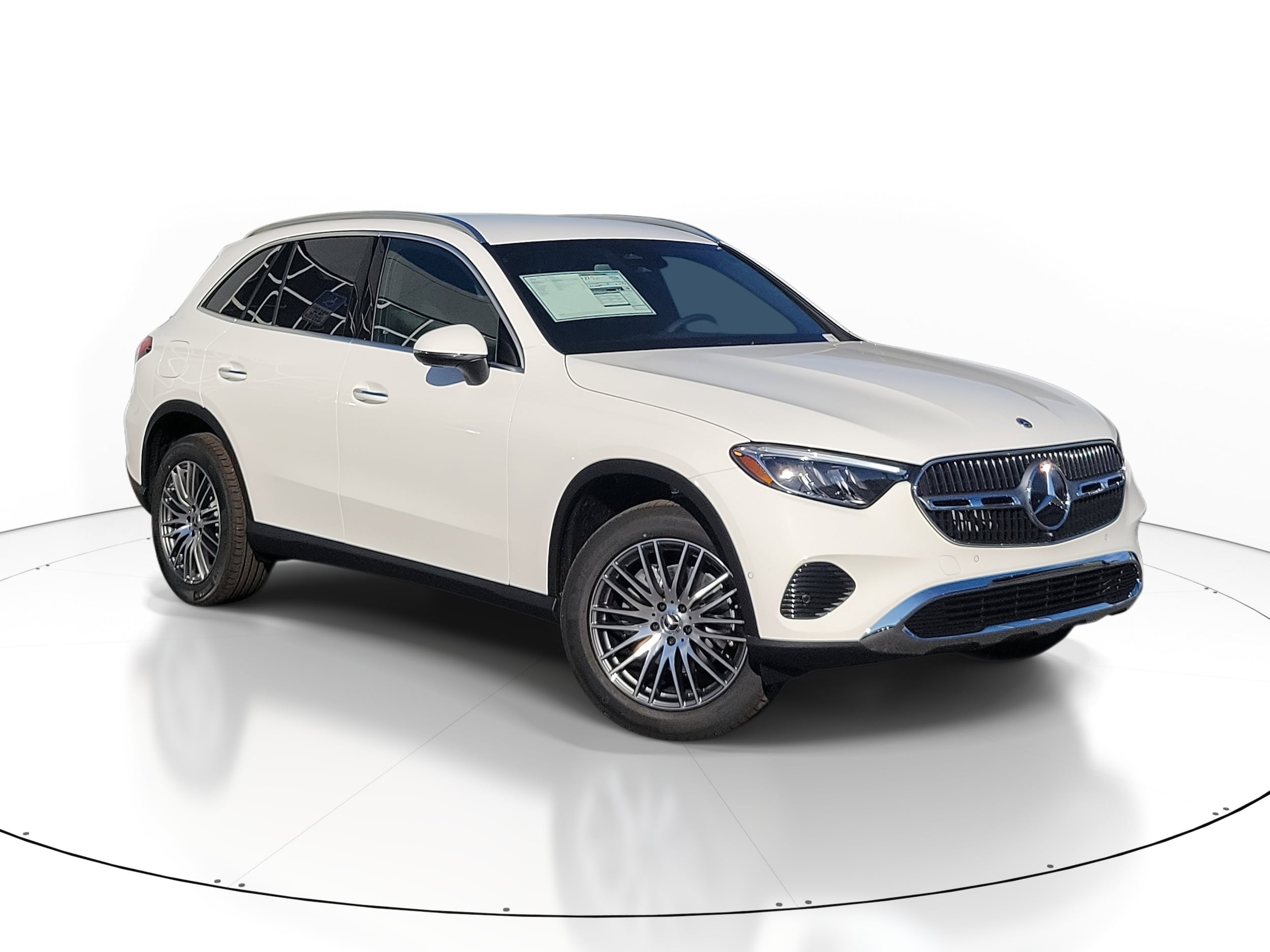 2026 Mercedes-Benz GLC Base's photo