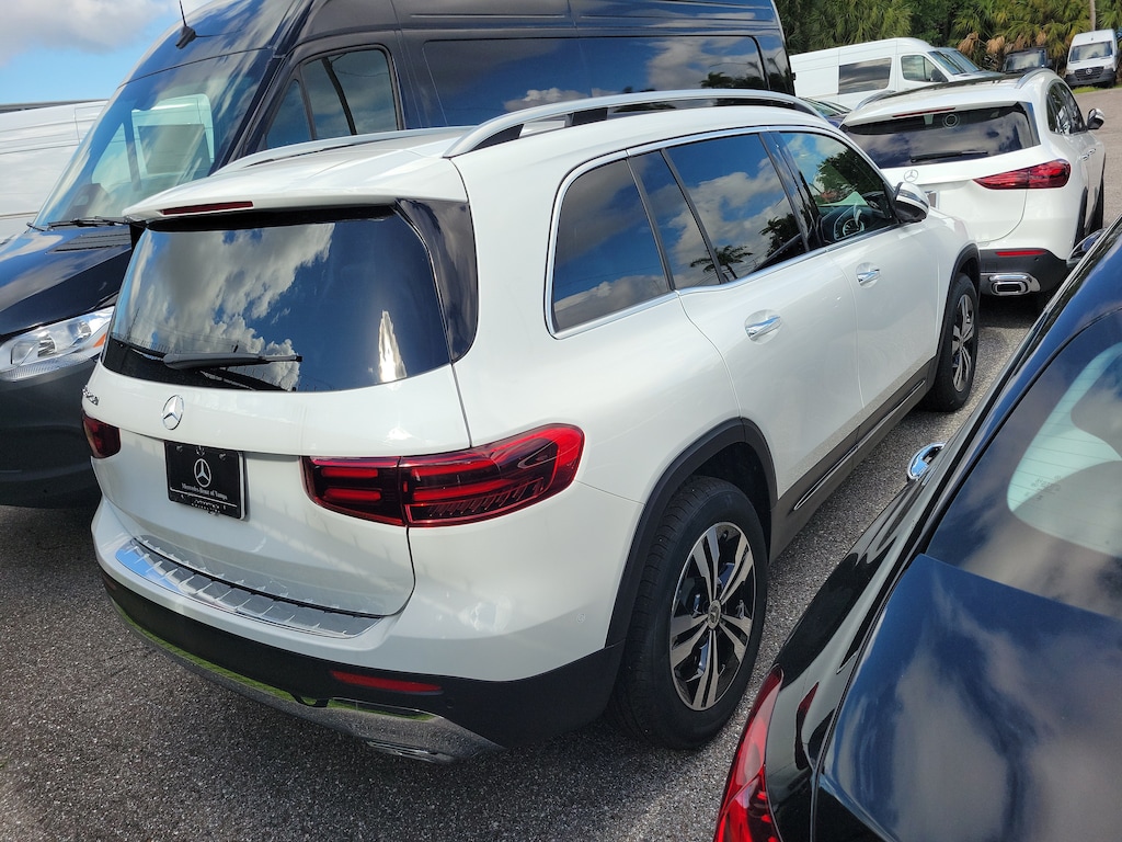New 2026 Mercedes-Benz GLB 250 SUV