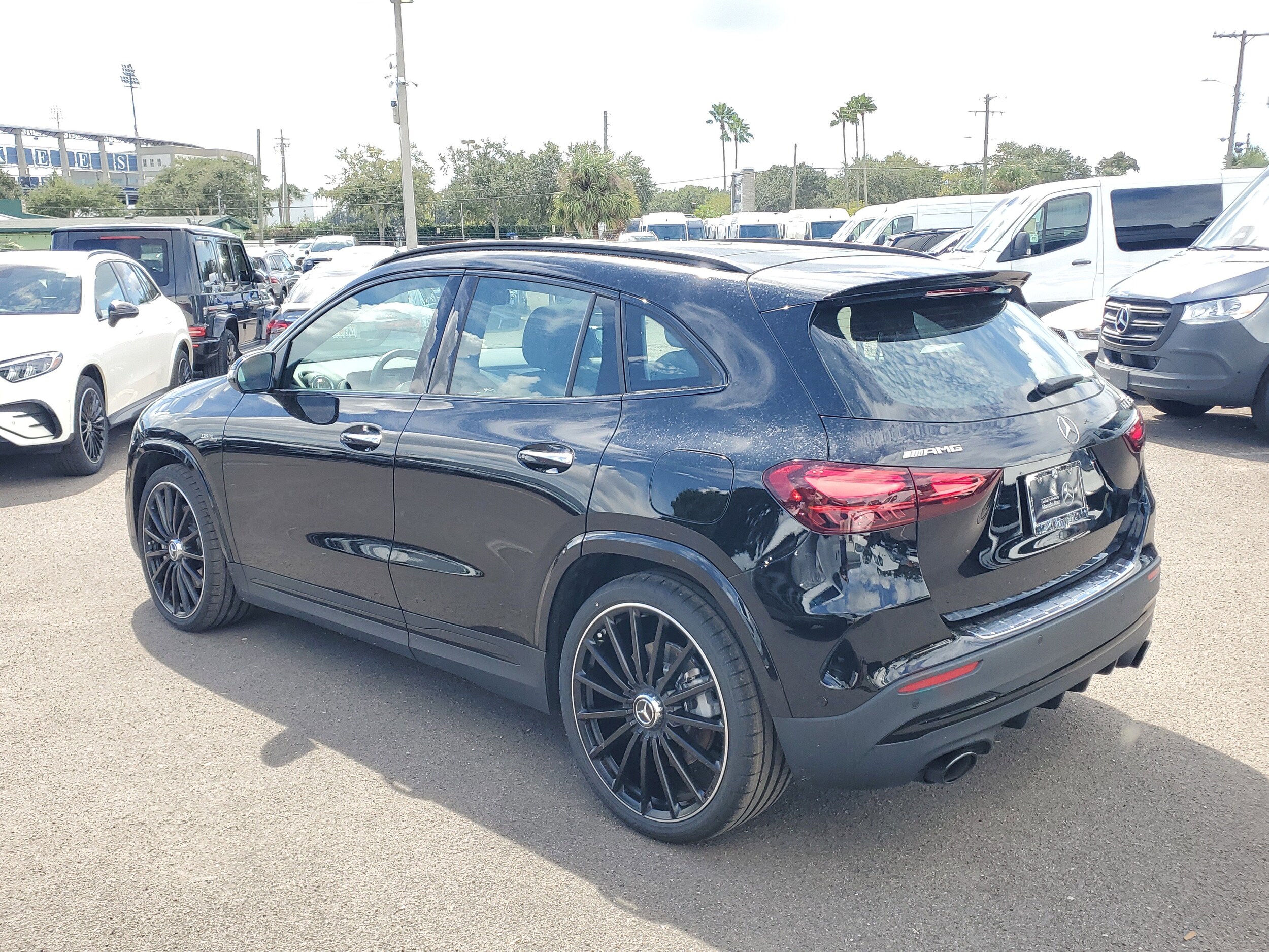 2025 Mercedes Benz GLA AMG 35 4MATIC photo 3