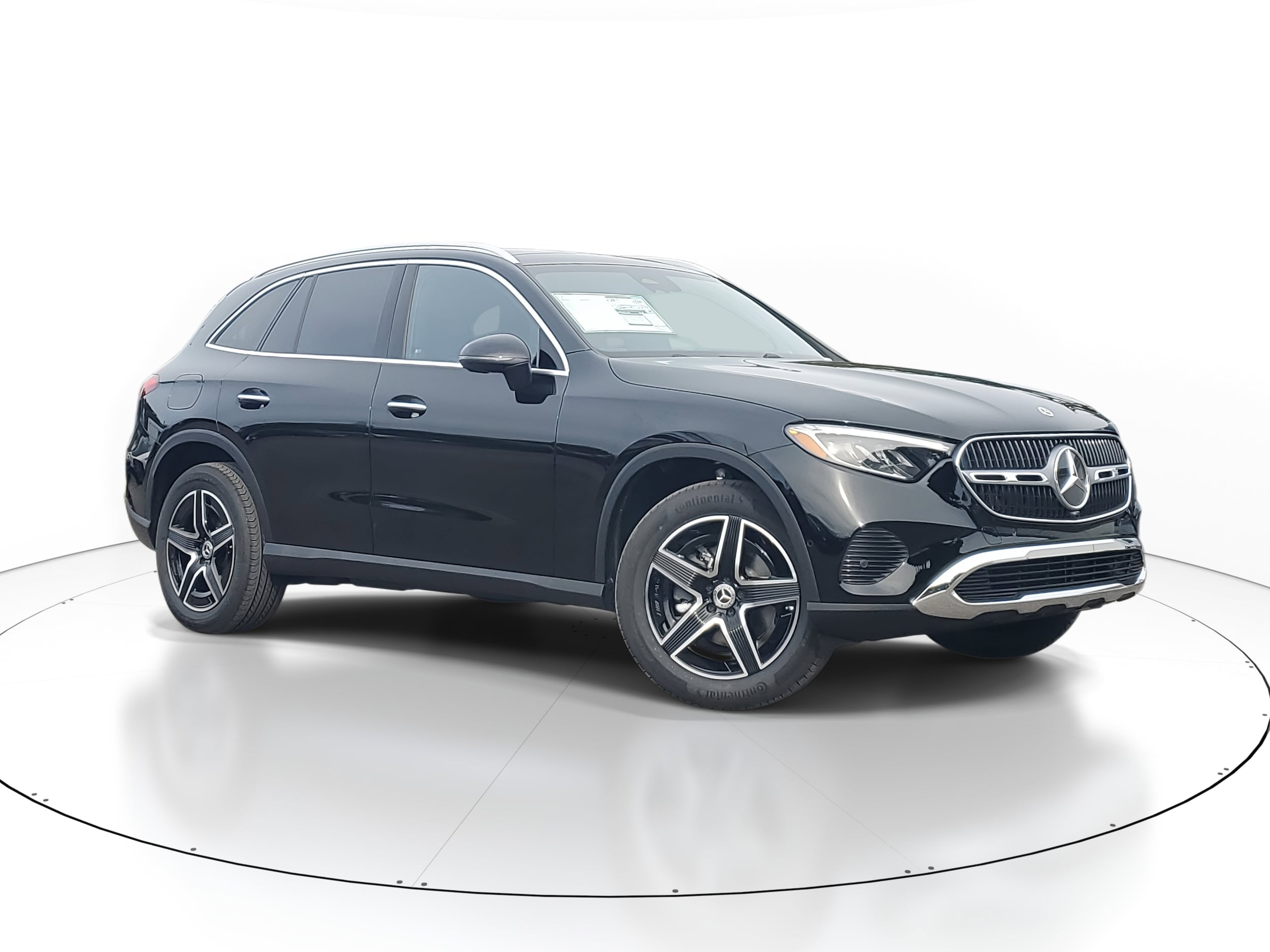 2026 Mercedes-Benz GLC Base's photo